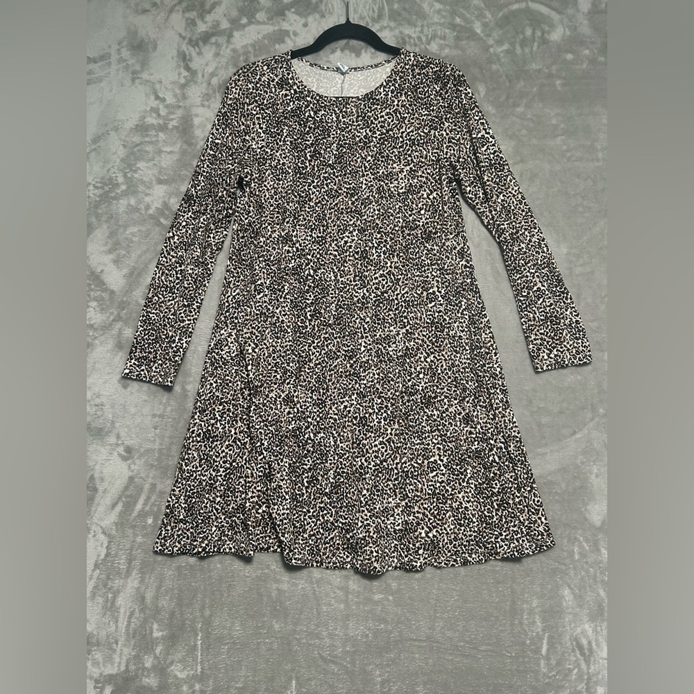 Old Navy Long Sleeve Knee Length Dress Women’s Medium Leopard Cheetah Stretch